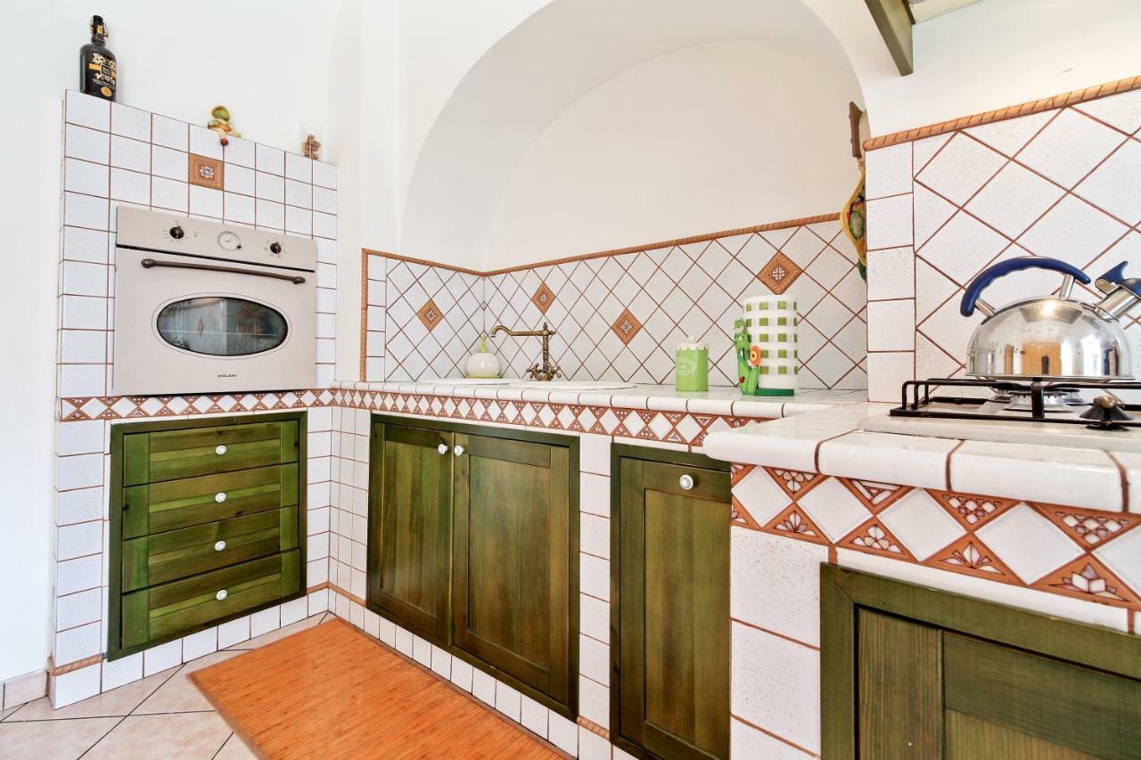 Central Balcony Apartment カターニア エクステリア 写真