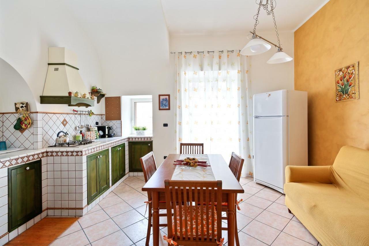 Central Balcony Apartment カターニア エクステリア 写真