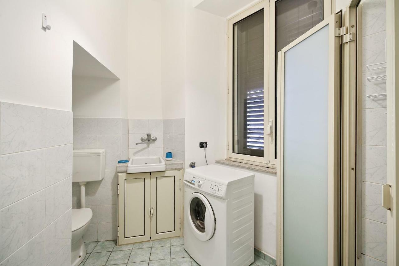 Central Balcony Apartment カターニア エクステリア 写真
